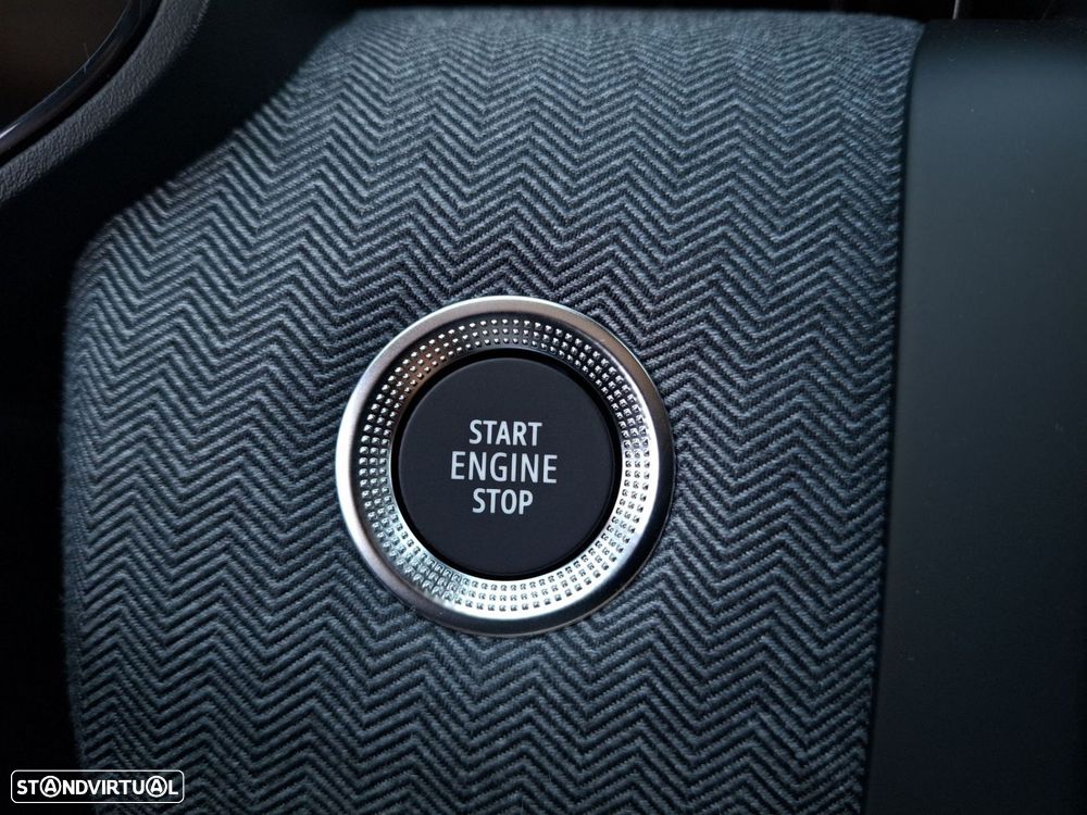 Renault Clio 1.0 TCe Techno Bi-Fuel - 21