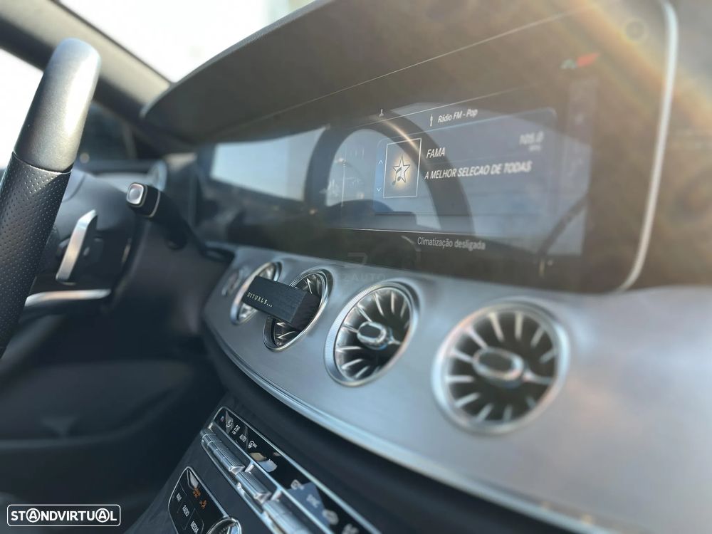 Mercedes-Benz E 300 AMG Line - 11