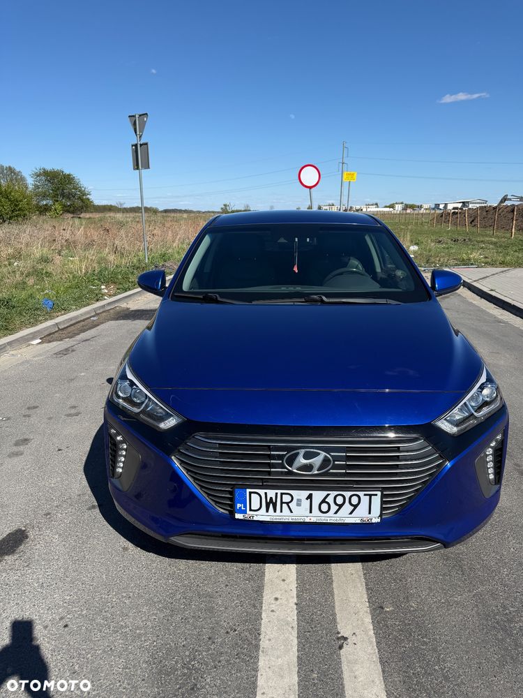 Hyundai IONIQ Plug-in hybrid Premium - 4