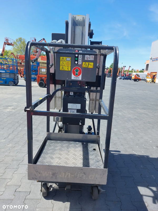 JLG 30AMAC