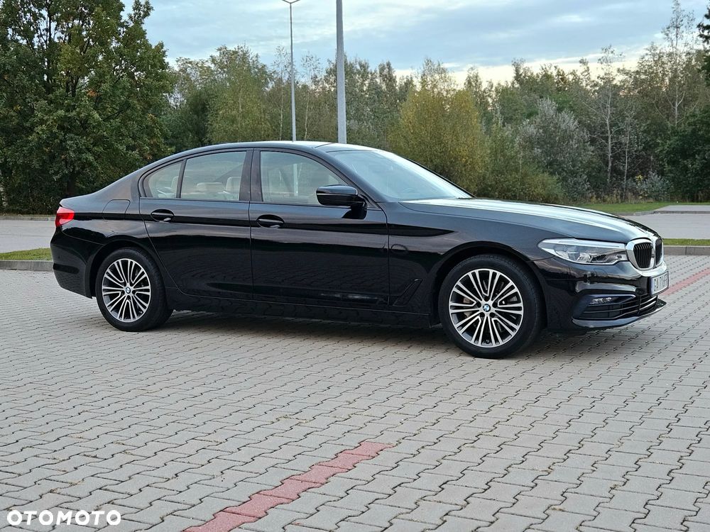 BMW Seria 5 530i xDrive Luxury Line - 14