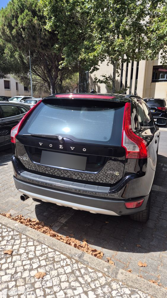 Volvo XC 60 2.0 D3 Drive Momentum - 3