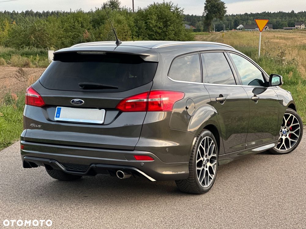 Ford Focus - 16