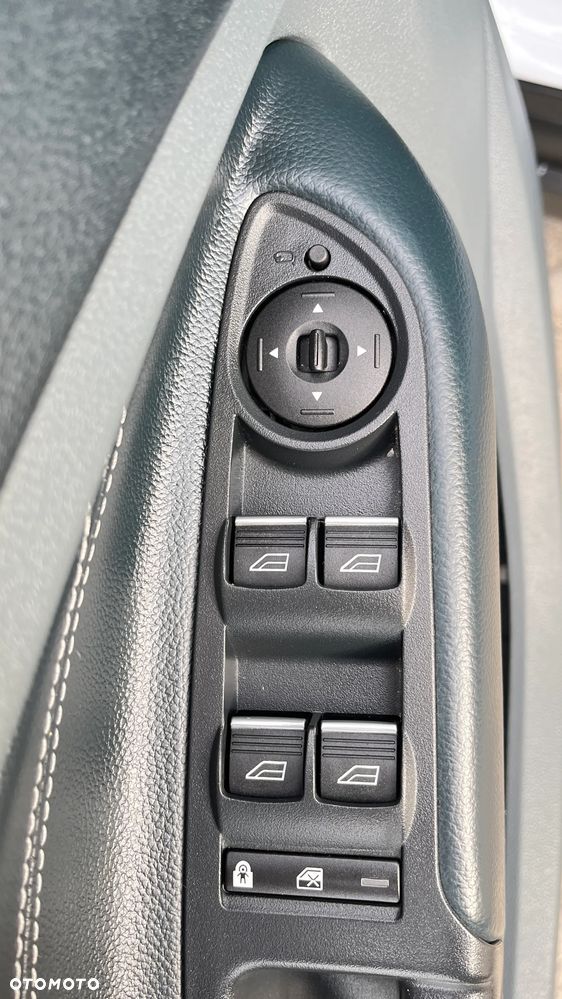Ford C-MAX 1.6 EcoBoost Titanium ASS - 16