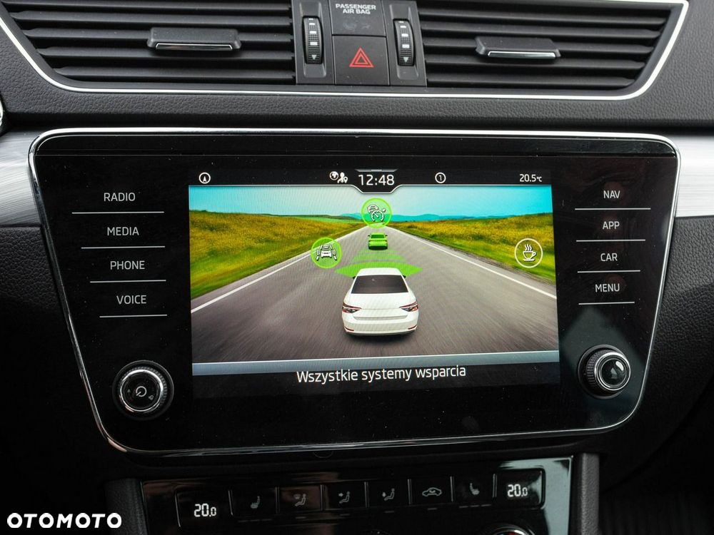 Skoda Superb 2.0 TDI Ambition DSG - 25