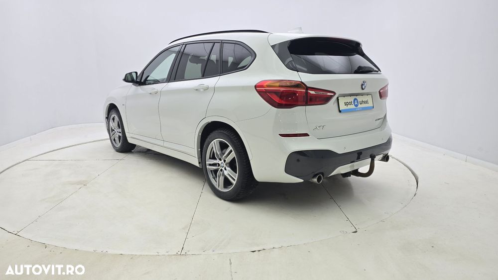 BMW X1 xDrive20d AT - 8