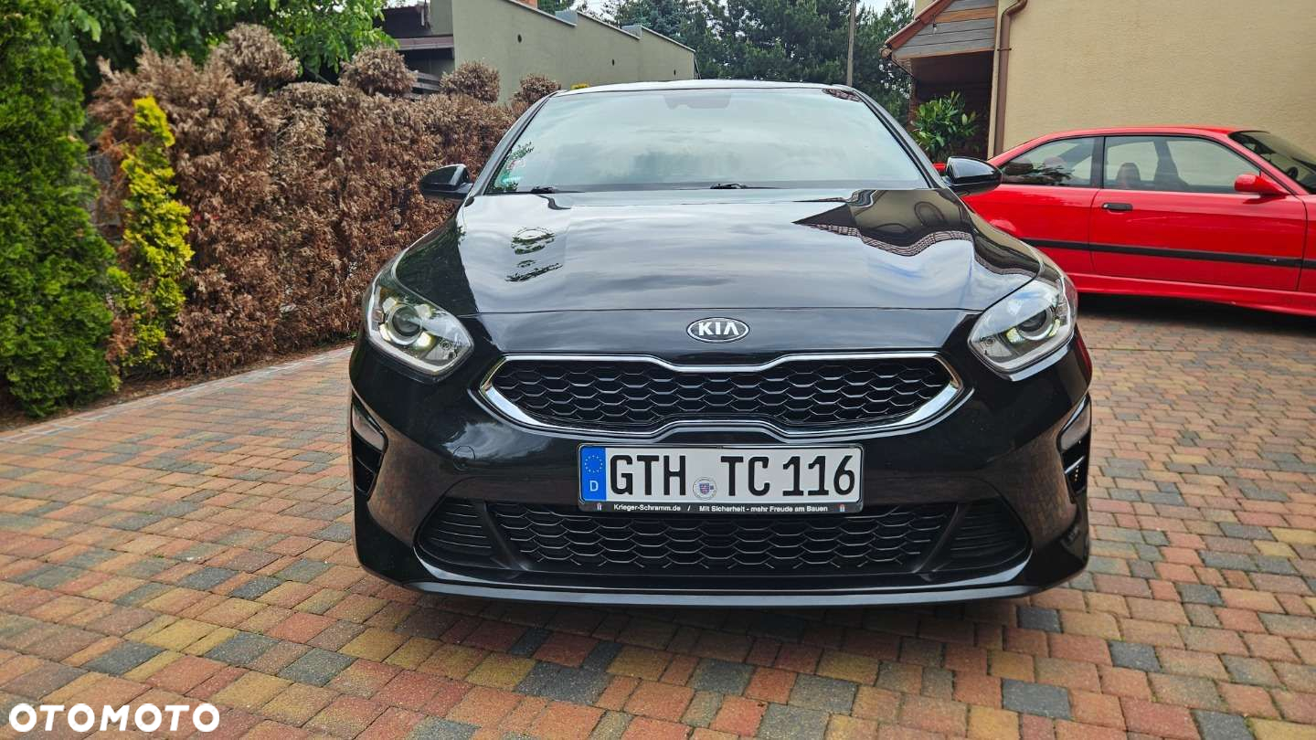 Kia Ceed - 12