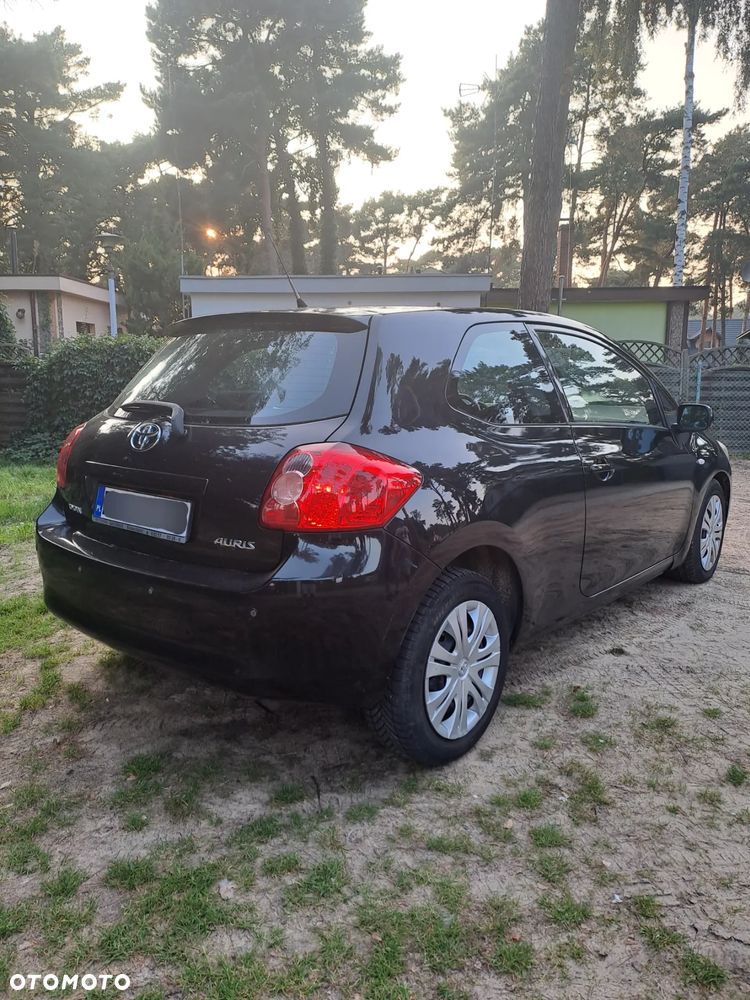 Toyota Auris 2.0 D-4D - 5