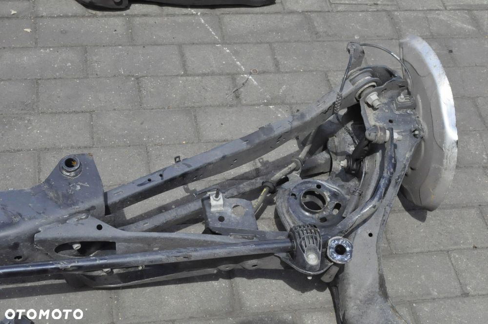 BMW F39 F44 F46 F48 1.5 136KM 2.0 16V 192KM ZAWIESZENIE BELKA TYŁ 6851560 - 8