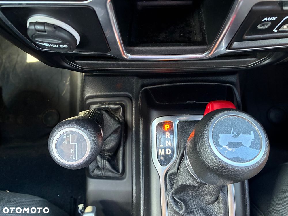 Jeep Wrangler 2.0 T-GDI Hardtop AWD Automatik Sport - 33