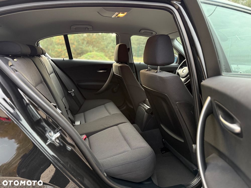 BMW Seria 1 118d - 18
