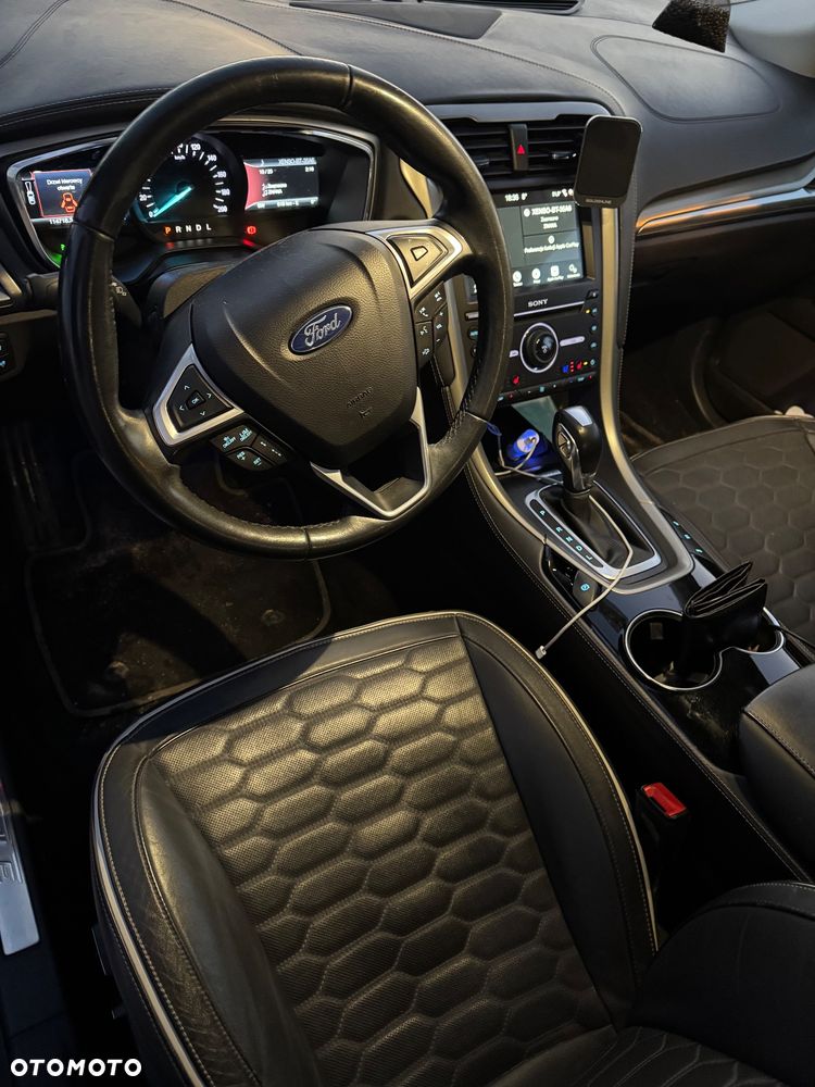Ford Mondeo 2.0 Hybrid Vignale - 8