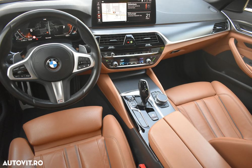 BMW Seria 5 530i xDrive AT MHEV - 21