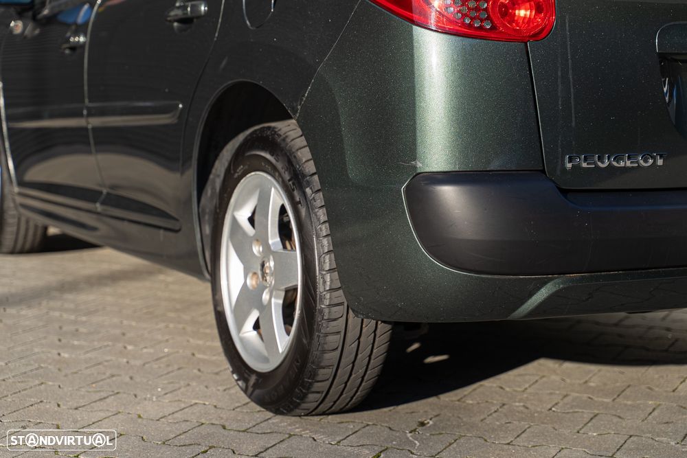 Peugeot 207 SW 1.4 Premium - 10