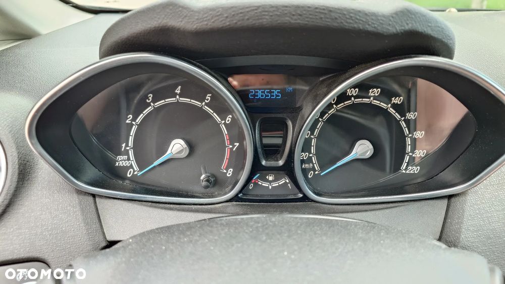 Ford Fiesta 1.0 EcoBoost Titanium - 9