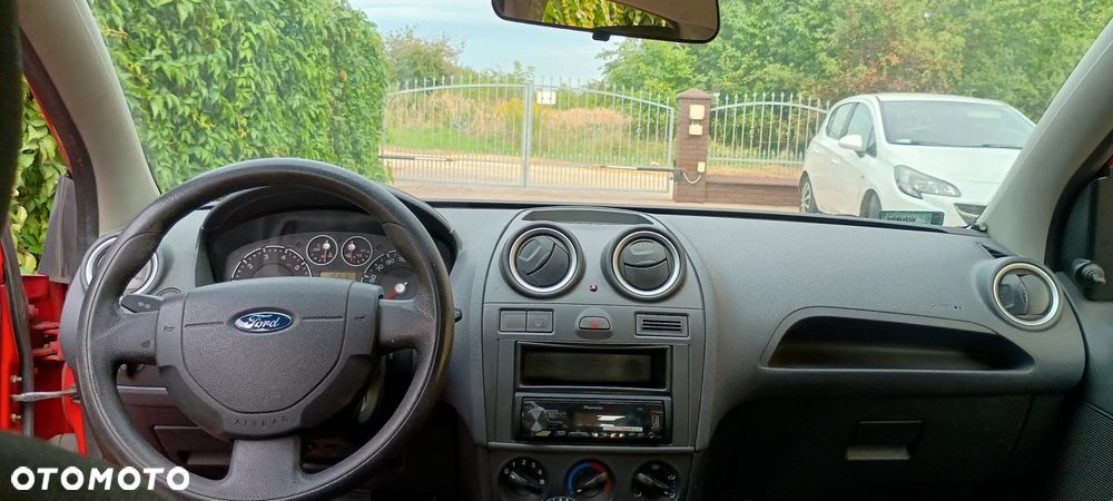 Ford Fiesta 1.3 - 6