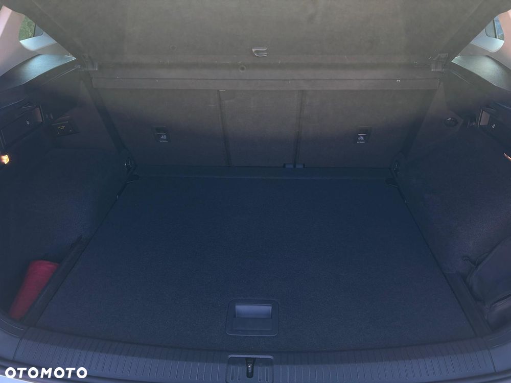 Volkswagen Tiguan 2.0 TDI SCR Elegance DSG - 38