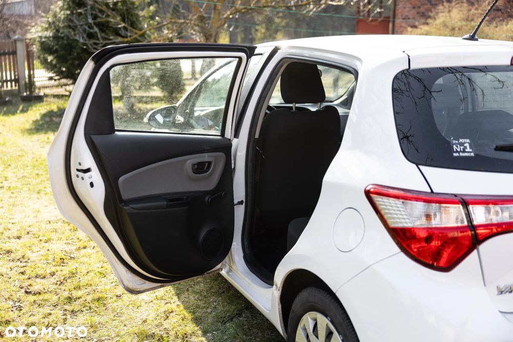 Toyota Yaris 1.0 Active - 11