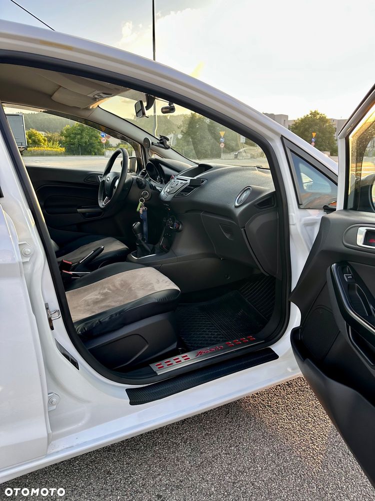 Ford Fiesta 1.0 EcoBoost Silver X - 14