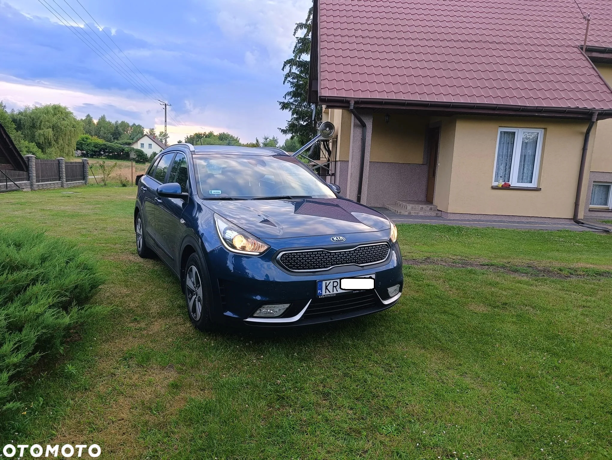 Kia Niro 1.6 GDI Hybrid M - 3