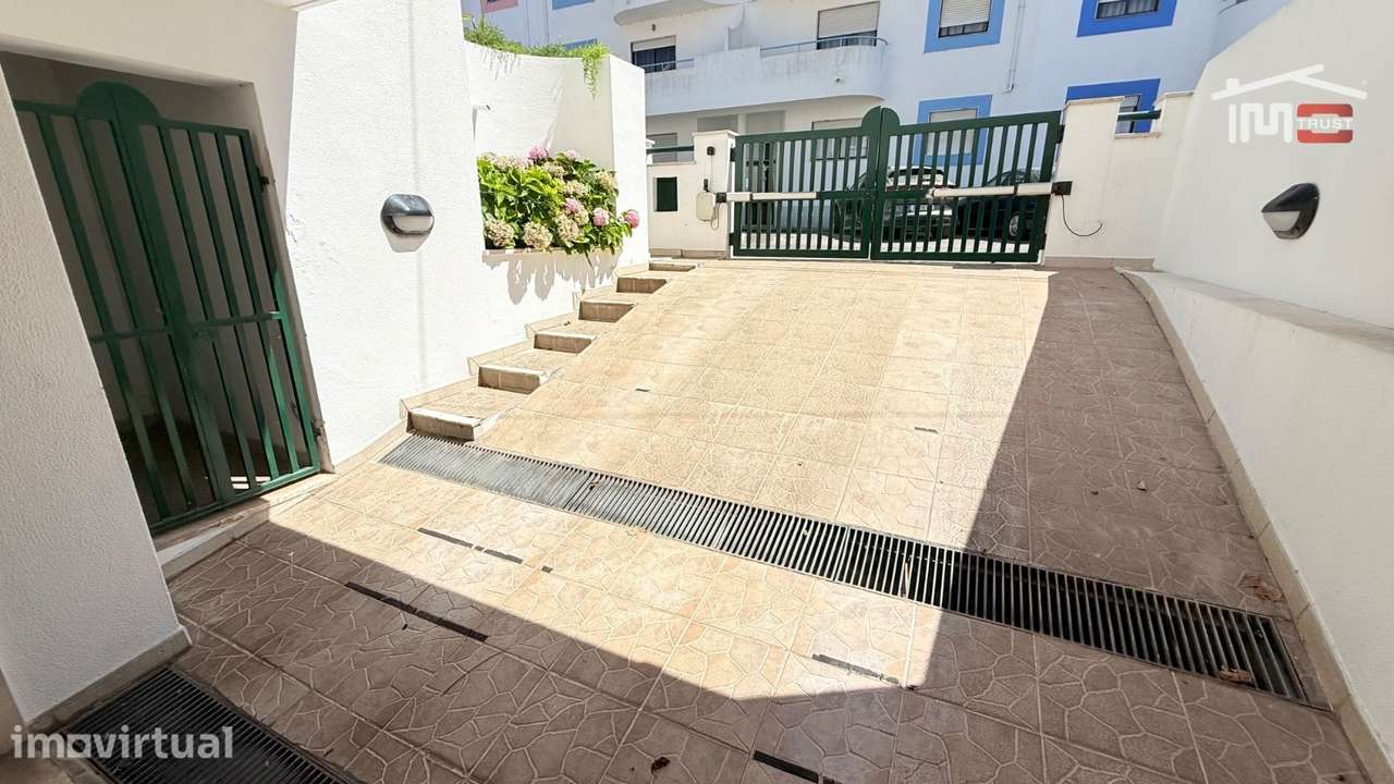 Moradia T5 Montijo 4 Pisos, Garagem, Logradouro, Barbecue, Lavandar... - Grande imagem: 3/39