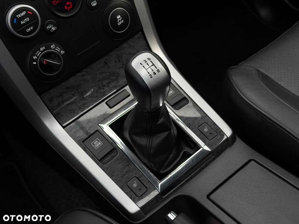 Suzuki Grand Vitara 1.9 DDiS Premium EU5 - 17