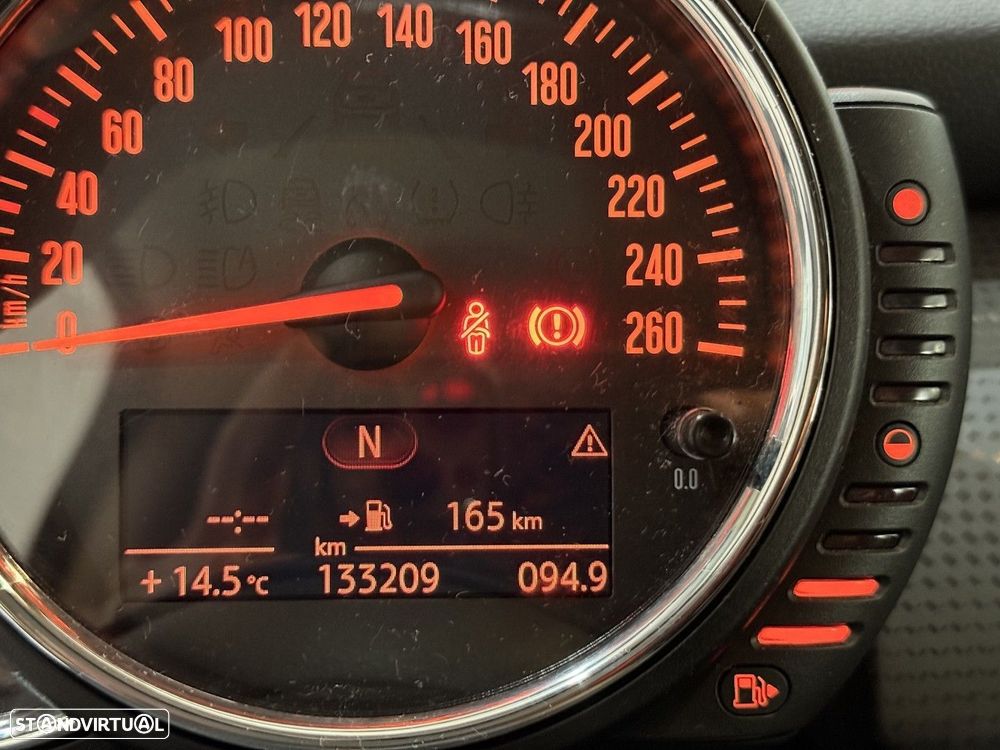 MINI 3 Portas Cooper D - 9