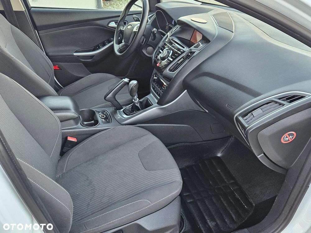 Ford Focus 2.0 TDCi Sport - 8