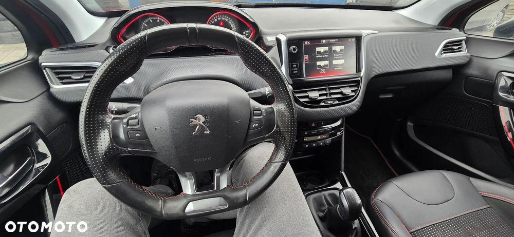 Peugeot 2008 PureTech 110 Stop&Start GT-Line Edition - 18