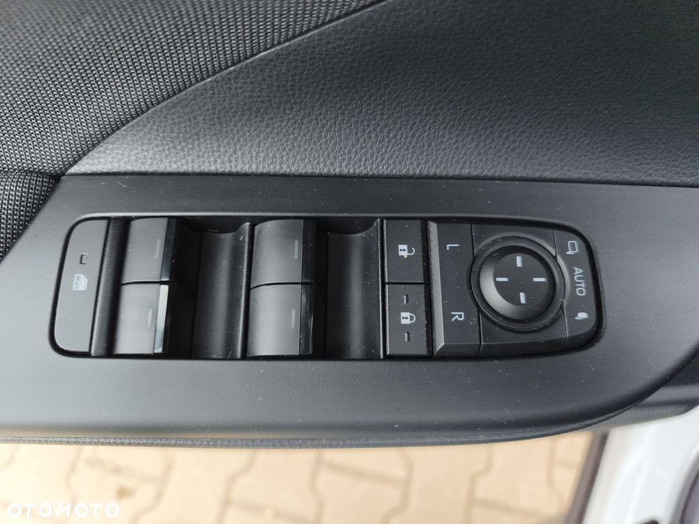 Toyota C-HR 2.0 Hybrid Dynamic Force Style - 19
