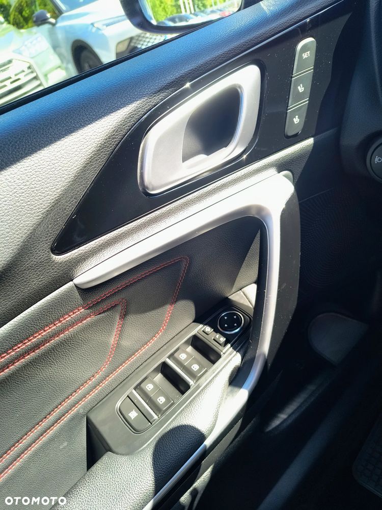 Kia ProCeed - 29