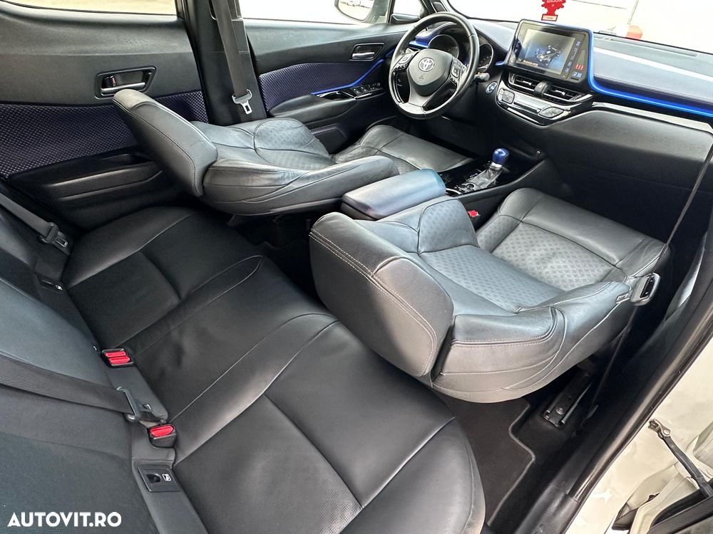 Toyota C-HR Style Selection - 8