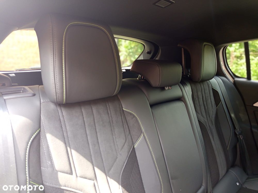 Peugeot 308 BlueHDi FAP 130 EAT8 Stop & Start GT - 24