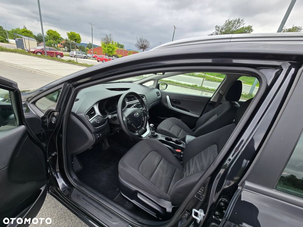 Kia Ceed 1.4 CRDi 90 Vision - 9