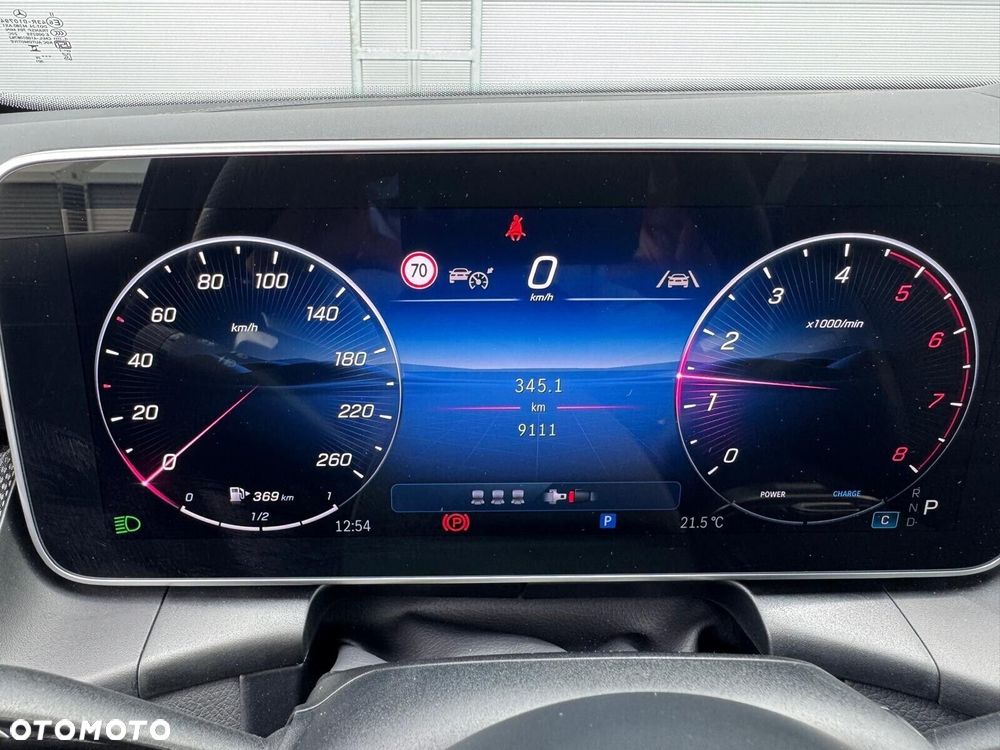 Mercedes-Benz GLC - 36