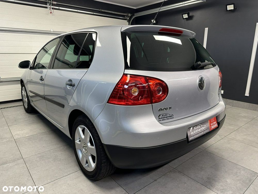Volkswagen Golf 1.6 Trendline - 3