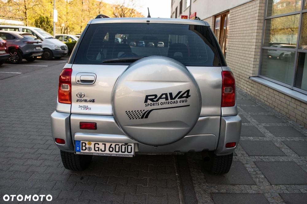 Toyota RAV4 - 5