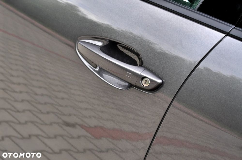 Peugeot 5008 1.5 BlueHDi Allure S&S EAT8 - 15