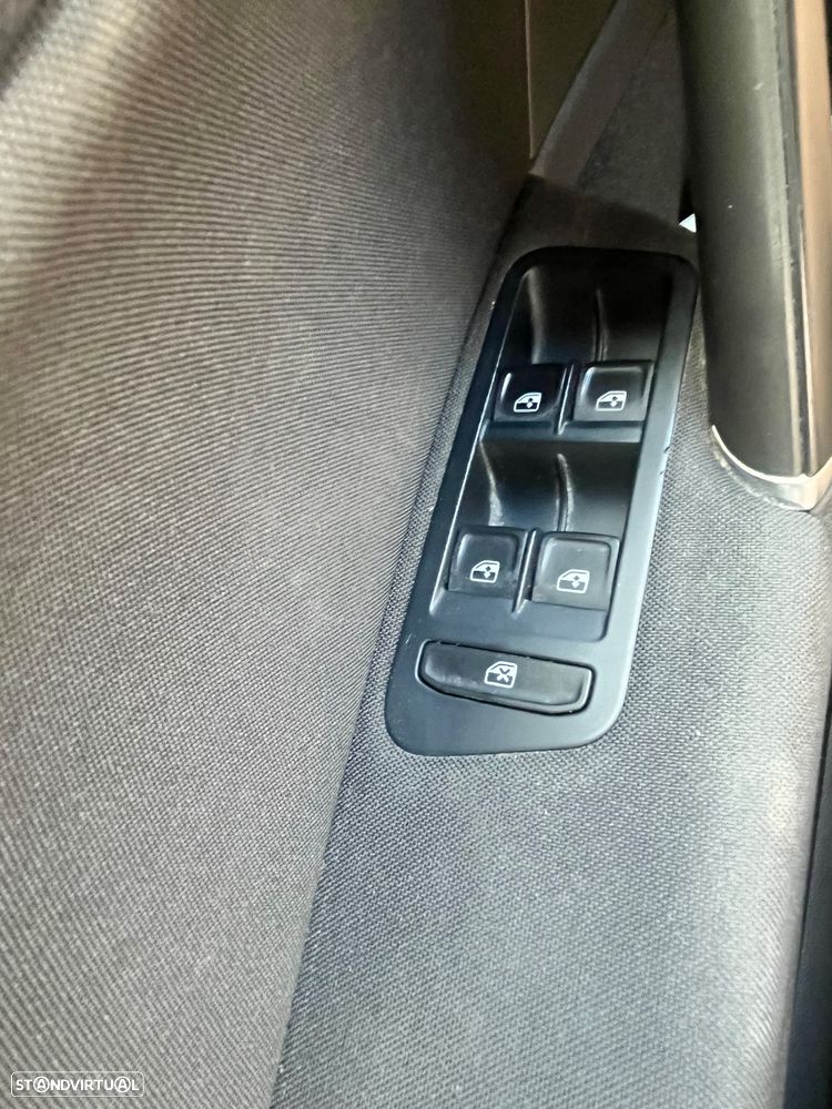 VW Golf 1.6 TDi GPS Edition - 15