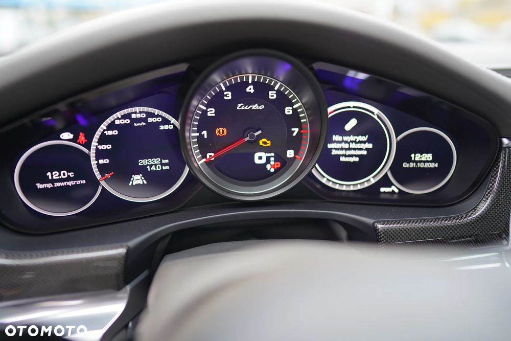 Porsche Panamera Turbo - 16