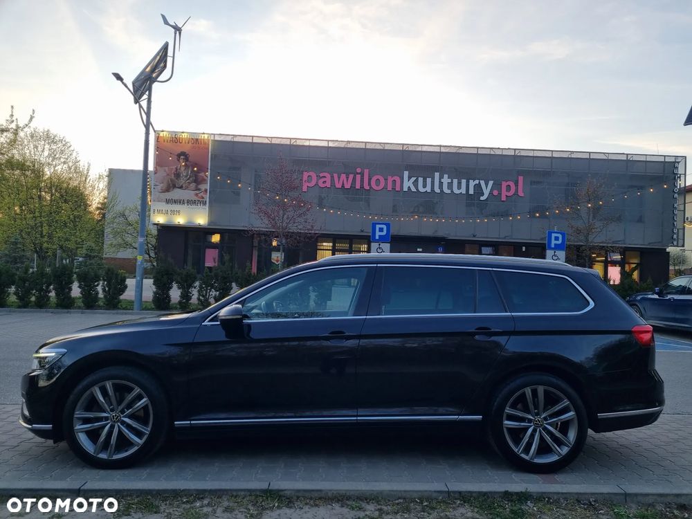 Volkswagen Passat Variant 2.0 TDI 4Mot Elegance DSG - 35