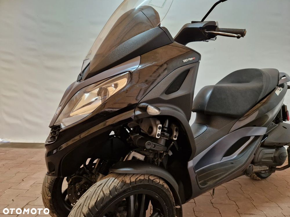 Piaggio MP-3 - 16