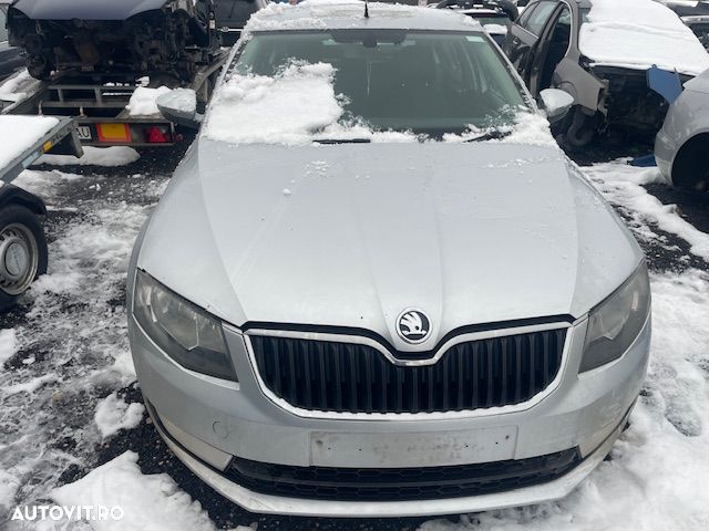 Dezmembrez Skoda Octavia 3 an 2016 motor 1.6 TDI CLH euro 6 - 2