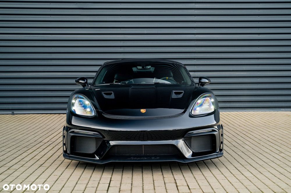 Porsche 718 Spyder - 9