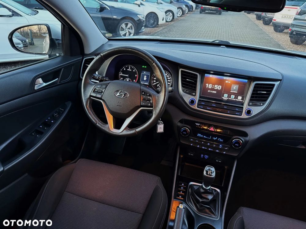 Hyundai Tucson blue 1.7 CRDi 2WD Passion Plus - 12