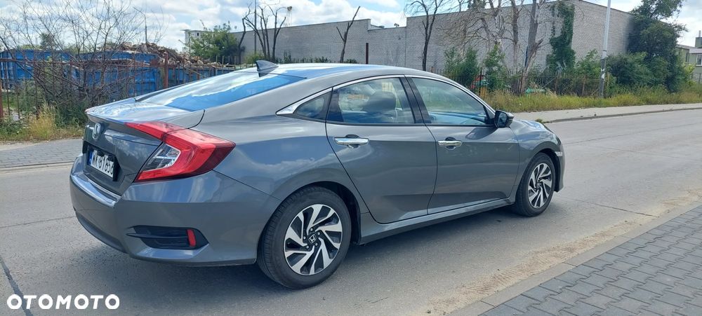Honda Civic 1.5 T Elegance - 4