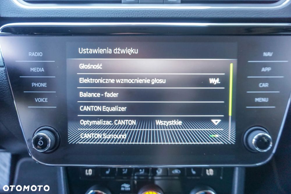 Skoda Superb 2.0 TDI 4x4 Style DSG - 21