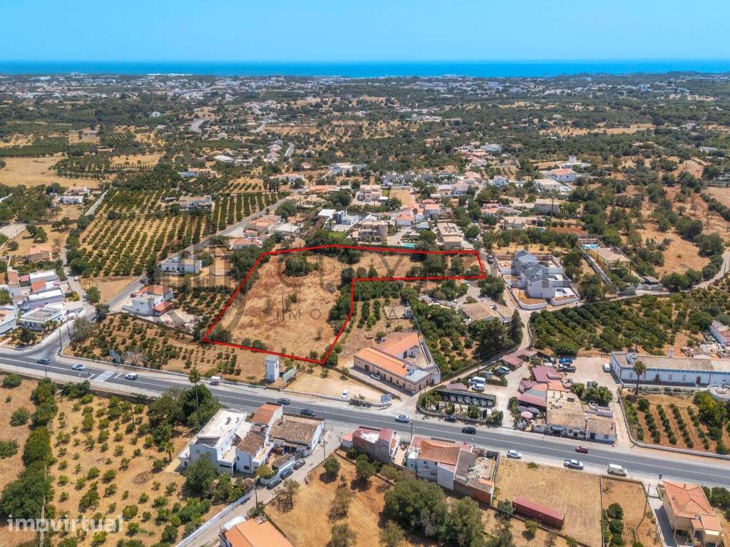 Terreno para construçäo de 8 moradias com piscina, cave e estaciona... - Grande imagem: 3/31