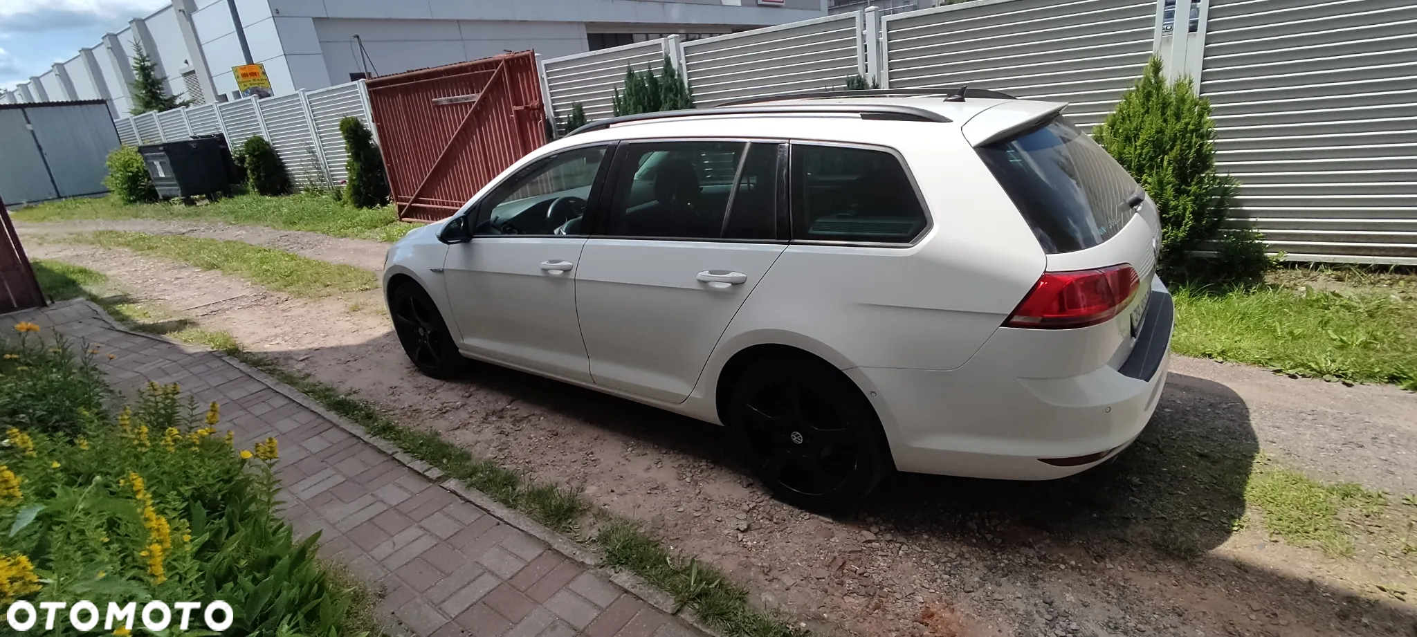 Volkswagen Golf 1.6 BlueTDI DSG Cup - 3