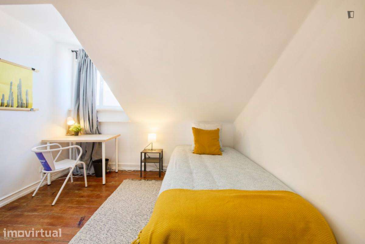 Quarto - localizado em São Bento Lisbon - Grande imagem: 2/32